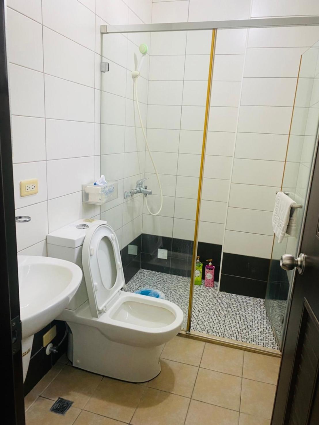 Aliyah阿利亞 Apartment Huwei ภายนอก รูปภาพ